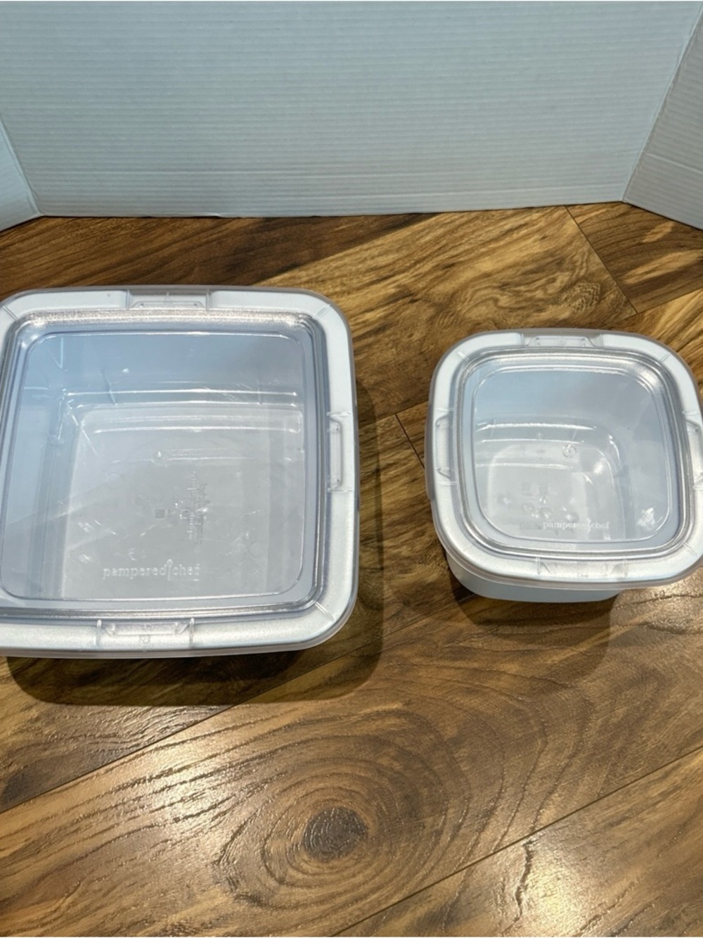 Pampered Chef Cool & Serve Containers 2.5 Qt & 1 Qt Set #100091 & # 100090